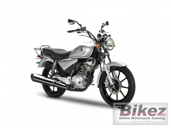2011 Yamaha YBR125 Custom photo